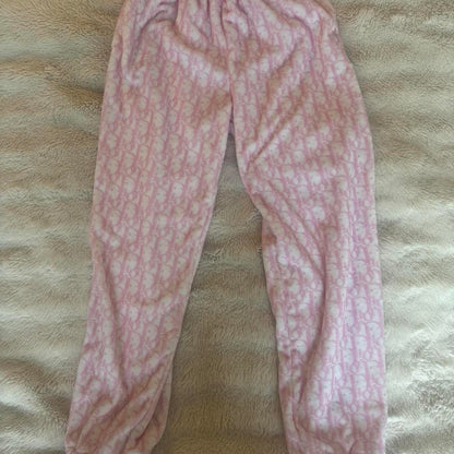 PINK SWEATS