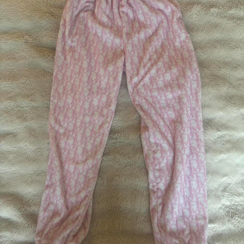PINK SWEATS